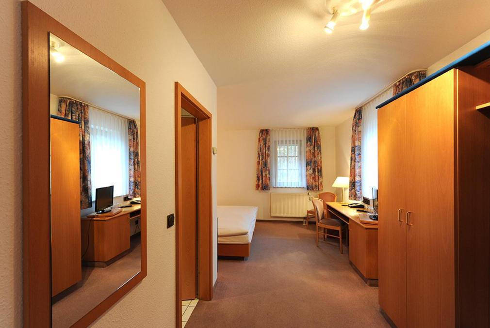 Landhotel Der Distelhof Mit Scheunencafe Dillstadt Cameră foto